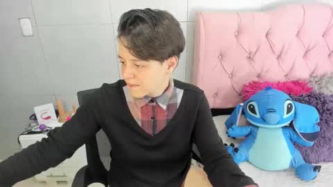 FANNY online show from December 17, 2025, 4:02 pm