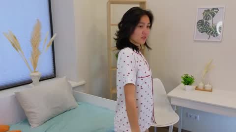 Snapshot of fannygarland chatting on January 4, 2025, 7:03 am Eva online show from January 4, 2025, 7:03 am