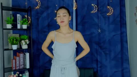 Snapshot of fannygarland chatting on February 8, 2025, 1:22 am Eva online show from February 8, 2025, 1:22 am