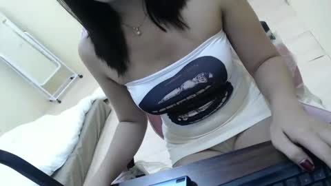 Snapshot of fantasex09 chatting on April 11, 2026, 9:57 am fantasex09 online show from April 11, 2026, 9:57 am