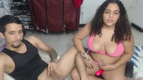 fantasieshotcouple online show from September 24, 2025, 3:43 am