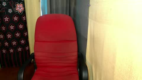 Allena online show from June 30, 2026, 12:33 am