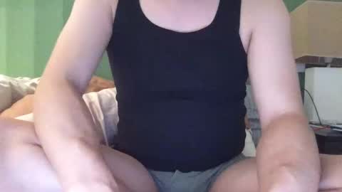 Snapshot of fantasticbake1 chatting on October 5, 2025, 2:32 am fantasticbake1 online show from October 5, 2025, 2:32 am