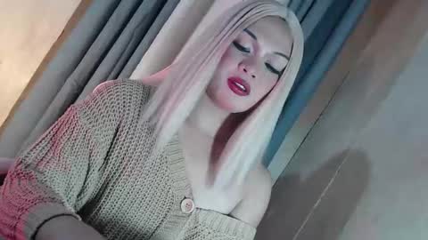 Snapshot of fantasticcock69_daniella chatting on March 6, 2026, 10:28 pm DANIELLA - DONT FORGET TO GIVE ME A THUMBSU UP online show from March 6, 2026, 10:28 pm