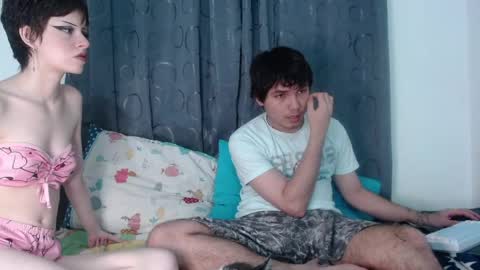 Snapshot of fantasyandsdreams chatting on May 27, 2026, 1:57 am fantasyandsdreams online show from May 27, 2026, 1:57 am