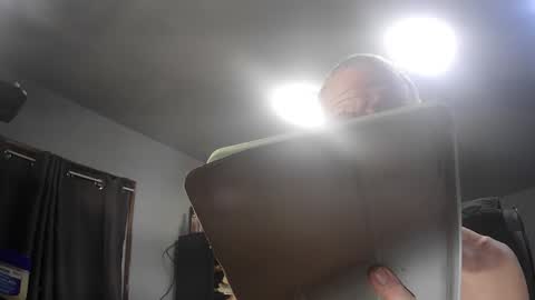 Snapshot of fantasyresort chatting on April 1, 2026, 2:56 am fantasyresort online show from April 1, 2026, 2:56 am