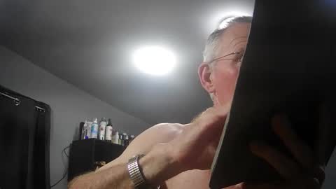 Snapshot of fantasyresort chatting on April 14, 2026, 3:01 am fantasyresort online show from April 14, 2026, 3:01 am