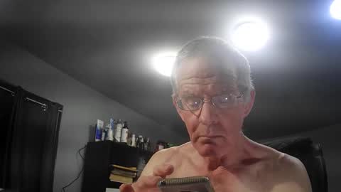 Snapshot of fantasyresort chatting on May 3, 2026, 3:23 am fantasyresort online show from May 3, 2026, 3:23 am