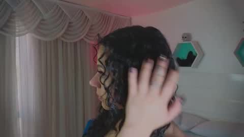 Snapshot of farahh_magdaly chatting on October 22, 2025, 12:05 pm Farah online show from October 22, 2025, 12:05 pm