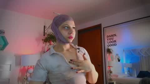 Snapshot of farahh_magdaly chatting on October 29, 2025, 12:07 pm Farah online show from October 29, 2025, 12:07 pm