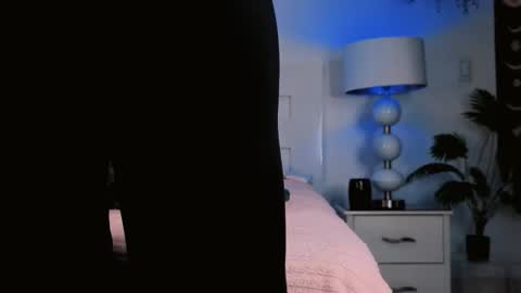 Farah online show from March 25, 2026, 12:11 pm