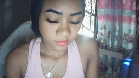 Snapshot of farianna_hot chatting on May 18, 2026, 8:03 pm farianna_hot online show from May 18, 2026, 8:03 pm