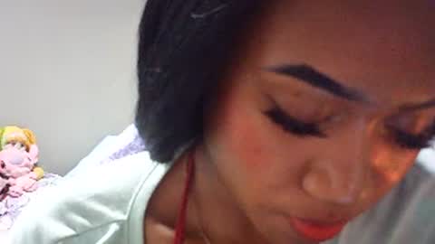 Snapshot of farianna_hot chatting on May 27, 2026, 12:18 am farianna_hot online show from May 27, 2026, 12:18 am