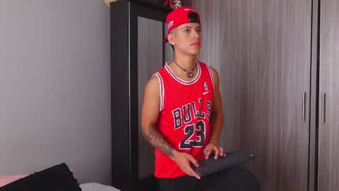 farid_jake_ online show from July 22, 2026, 4:21 pm