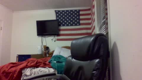 Snapshot of farmboy2398 chatting on December 2, 2024, 1:03 am farmboy2398 online show from December 2, 2024, 1:03 am