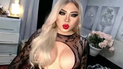 vana online show from July 5, 2026, 6:04 pm