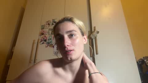 Snapshot of faseremx chatting on September 29, 2025, 12:16 am Gattino online show from September 29, 2025, 12:16 am