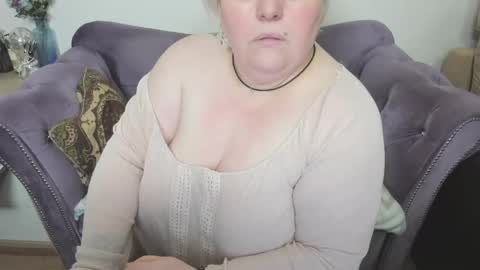 fashiona online show from May 2, 2026, 10:48 pm