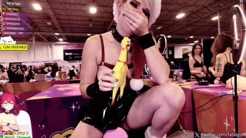 Snapshot of fatalgoth chatting on December 7, 2024, 10:28 pm Lily Waifu online show from December 7, 2024, 10:28 pm