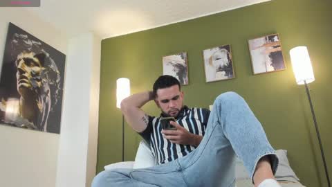 M A T  T E O online show from May 9, 2026, 8:14 pm