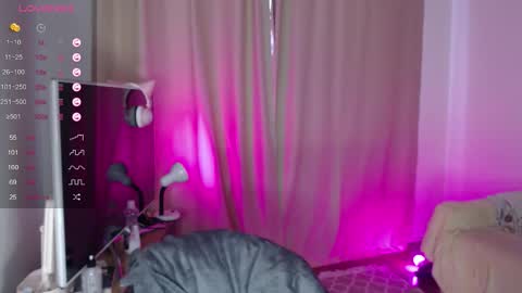 Snapshot of fateful_wish chatting on October 23, 2025, 1:10 pm  Lora  online show from October 23, 2025, 1:10 pm