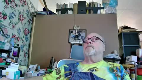 Fred. online show from December 20, 2024, 9:28 pm