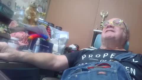 Snapshot of fatfreddythecat chatting on March 31, 2026, 4:07 pm Fred. online show from March 31, 2026, 4:07 pm
