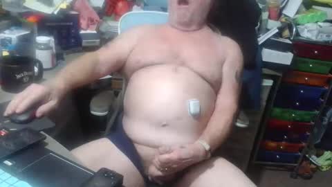 Snapshot of fatfreddythecat chatting on April 10, 2026, 5:45 am Fred. online show from April 10, 2026, 5:45 am