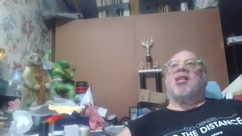 Snapshot of fatfreddythecat chatting on April 13, 2026, 3:23 am Fred. online show from April 13, 2026, 3:23 am