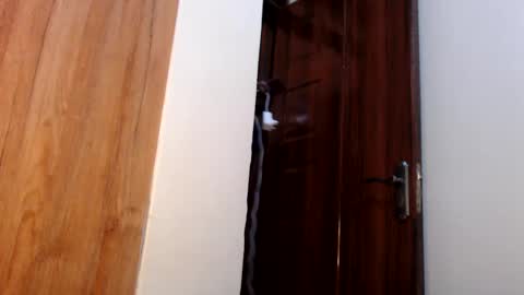 lexie online show from February 18, 2025, 5:53 am