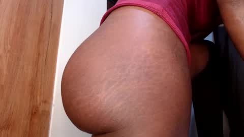 Snapshot of fatpussy_ebony_girl chatting on March 23, 2026, 6:39 am lexie online show from March 23, 2026, 6:39 am