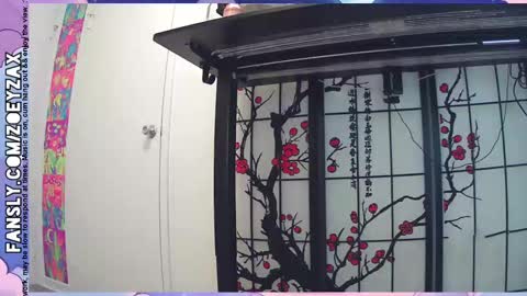 Zoey online show from September 30, 2025, 11:15 am