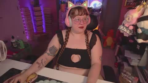 FatVeronica online show from June 24, 2026, 3:05 am