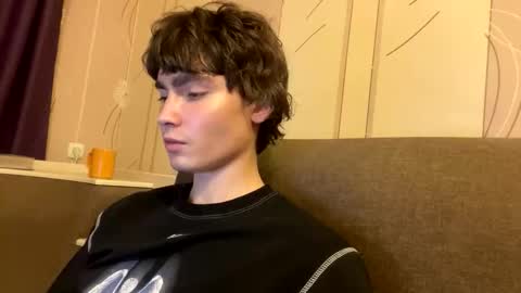 Snapshot of faustfrost chatting on October 6, 2025, 11:46 pm Faust online show from October 6, 2025, 11:46 pm