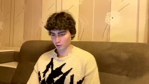 Snapshot of faustfrost chatting on October 9, 2025, 4:27 pm Faust online show from October 9, 2025, 4:27 pm