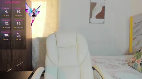 Snapshot of faver_1 chatting on October 3, 2025, 12:24 pm Faver online show from October 3, 2025, 12:24 pm