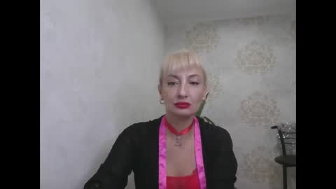 favorite_angel online show from January 2, 2025, 10:11 pm
