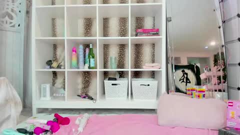 fawnmoonx online show from February 15, 2025, 3:20 am