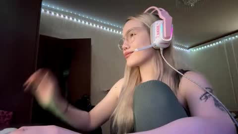 Melissa online show from February 17, 2026, 12:01 pm