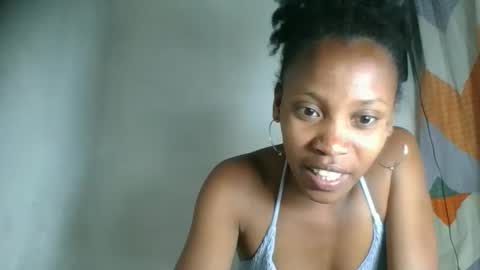 Snapshot of fayence09 chatting on October 5, 2025, 8:01 am fayence09 online show from October 5, 2025, 8:01 am