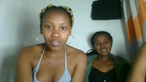 Snapshot of fayence09 chatting on October 6, 2025, 10:18 pm fayence09 online show from October 6, 2025, 10:18 pm