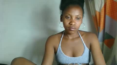 Snapshot of fayence09 chatting on October 14, 2025, 12:06 pm fayence09 online show from October 14, 2025, 12:06 pm