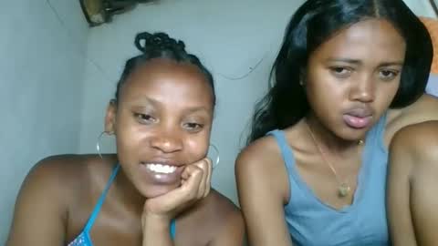 Snapshot of fayence09 chatting on November 4, 2025, 6:01 am fayence09 online show from November 4, 2025, 6:01 am