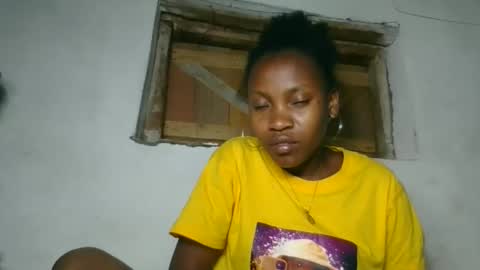 Snapshot of fayence09 chatting on November 8, 2025, 9:35 pm fayence09 online show from November 8, 2025, 9:35 pm