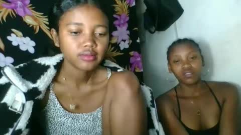 Snapshot of fayence09 chatting on November 13, 2025, 12:20 am fayence09 online show from November 13, 2025, 12:20 am