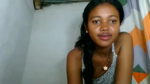 Snapshot of fayence09 chatting on November 13, 2025, 1:21 pm fayence09 online show from November 13, 2025, 1:21 pm