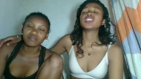 Snapshot of fayence09 chatting on November 18, 2025, 6:07 am fayence09 online show from November 18, 2025, 6:07 am