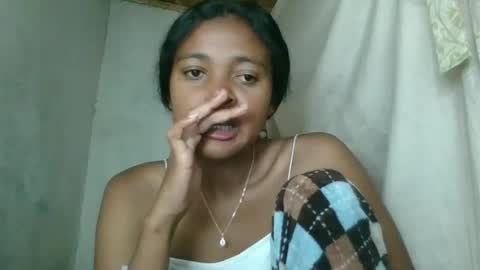 Snapshot of fayence09 chatting on December 17, 2025, 7:09 pm fayence09 online show from December 17, 2025, 7:09 pm