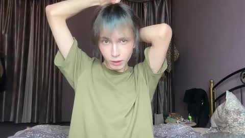 Mark online show from October 21, 2025, 3:46 pm