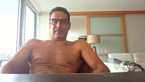 Miami Persian online show from September 9, 2025, 9:14 pm